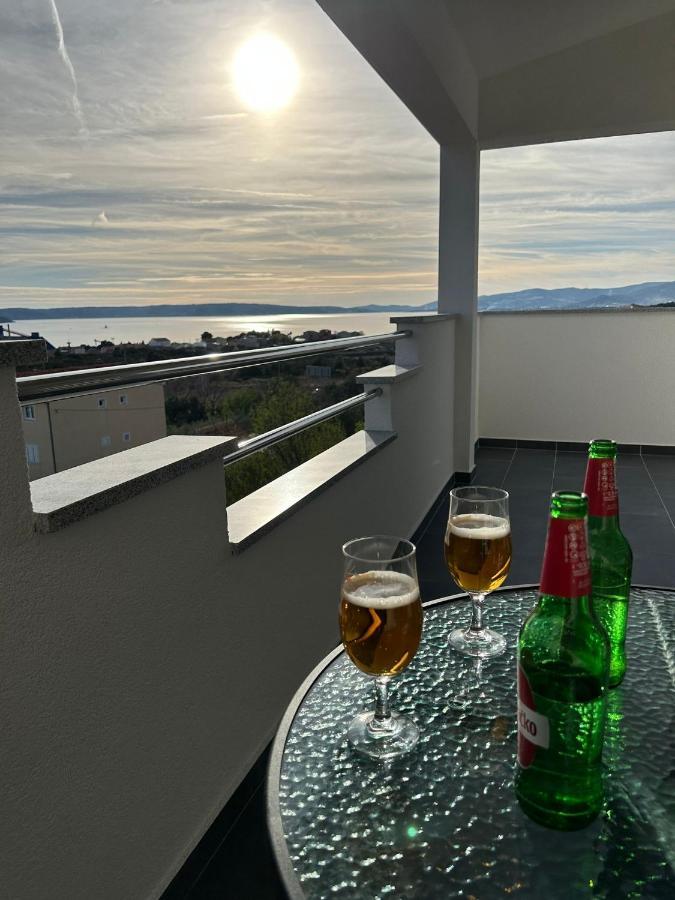 Apartment Marko With A Beautiful View Of The Sea Kastel Sucurac Exterior photo